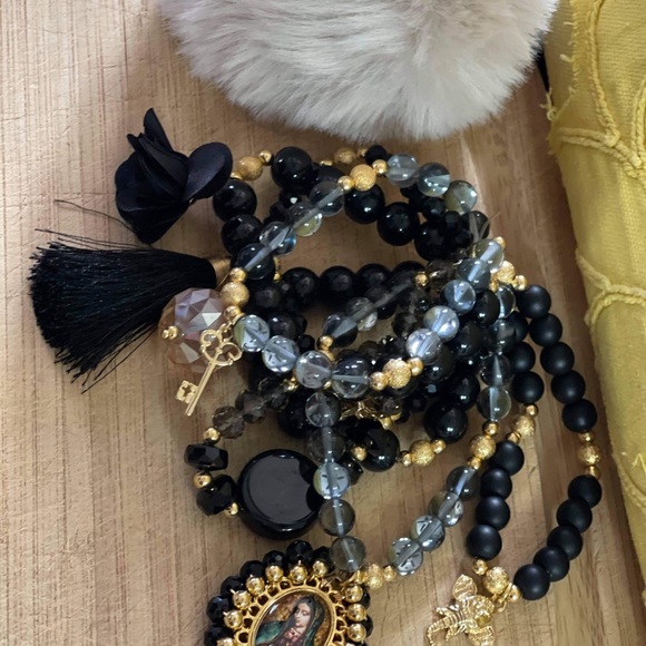 Bracelets - Picture 6 of 8